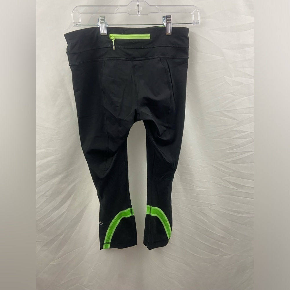 Lululemon Cropped Leggings Size 6 Black Green Yoga Gym Tights - Picture 4 of 8
